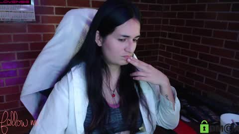 Snapshot of princesa_leia_zathur chatting on 01.10.25 Leia online show from 01.10.25