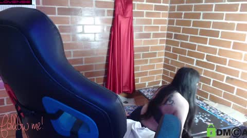 Snapshot of princesa_leia_zathur chatting on 01.11.25 Leia online show from 01.11.25