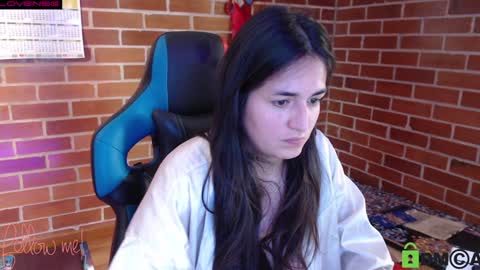 Snapshot of princesa_leia_zathur chatting on 02.05.25 Leia online show from 02.05.25