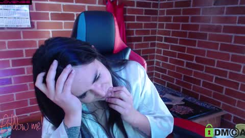 Snapshot of princesa_leia_zathur chatting on 02.18.25 Leia online show from 02.18.25