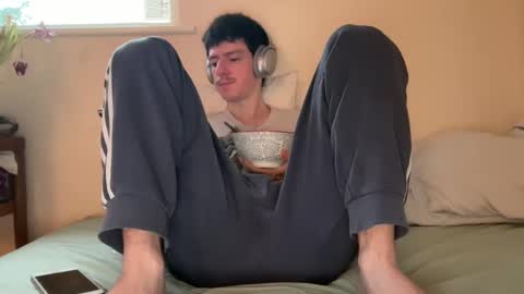 Peaches online show from 01.25.25