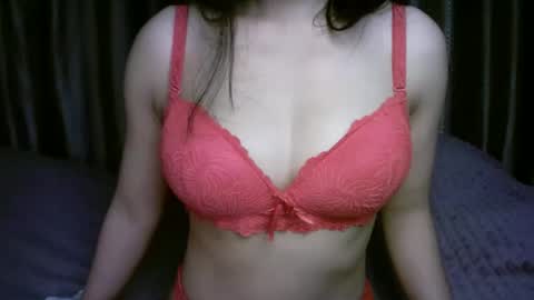 Snapshot of princess916446 chatting on 02.12.26 princess online show from 02.12.26