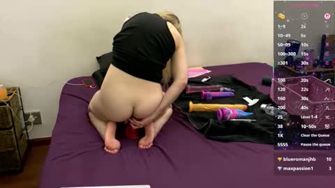 Kiki online show from 09.16.25