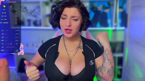 Snapshot of princess_linlin chatting on 12.23.24 Lina online show from 12.23.24