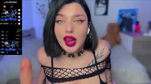 Snapshot of princess_linlin chatting on 02.24.25 Lina online show from 02.24.25