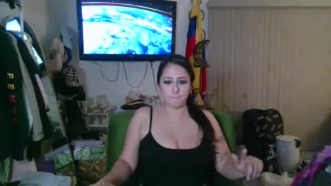 Snapshot of princess_liz chatting on 10.08.25 Lizzie online show from 10.08.25
