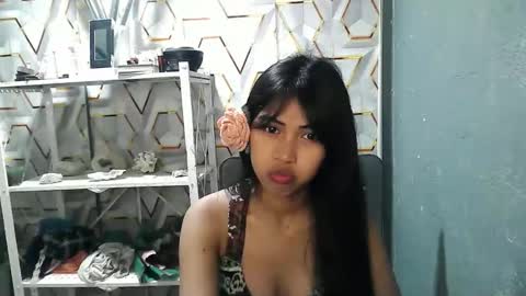 Snapshot of princess_morena18 chatting on 12.18.25 princess_morena18 online show from 12.18.25