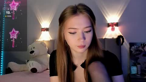 Princess Diana online show from 09.18.25