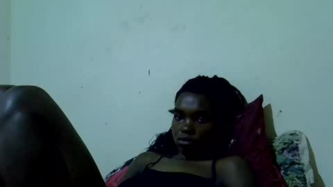 Snapshot of princess_scovia chatting on 06.25.26 princess_scovia online show from 06.25.26