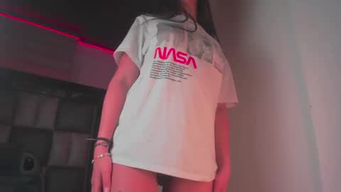 princess_tokyo_ online show from 09.30.25