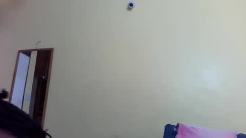 Snapshot of princessmiles2 chatting on 09.15.25 phelly online show from 09.15.25