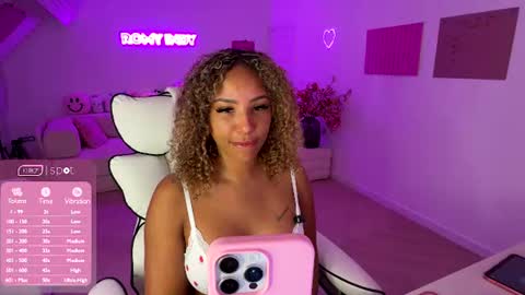 Snapshot of princessromyindy chatting on 08.04.26 princessromyindy online show from 08.04.26