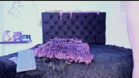 Snapshot of princessryuuko chatting on 01.17.25 ryuu online show from 01.17.25