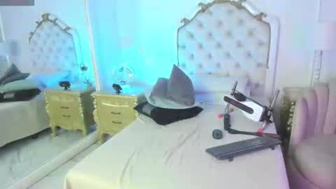 Marcela online show from 02.11.25