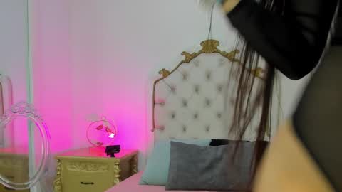 Marcela online show from 02.23.25