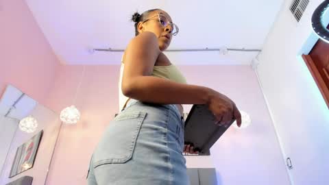 priscila_cooper_ online show from 04.01.26