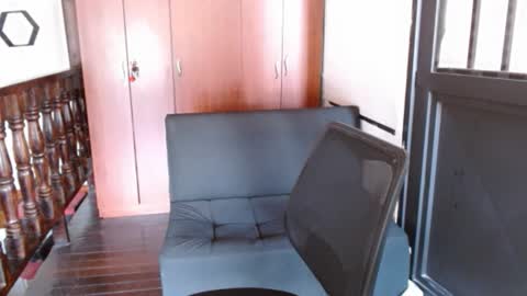 Snapshot of prismm_ chatting on 11.21.25 prismm_ online show from 11.21.25