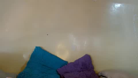 Snapshot of prismm_ chatting on 11.30.25 prismm_ online show from 11.30.25