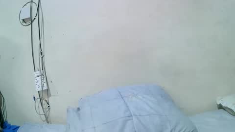 pritty_amber online show from 04.14.26