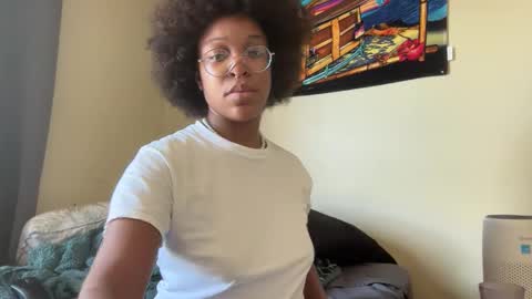 Snapshot of productivepussy chatting on 11.30.25 ProductivePorn online show from 11.30.25