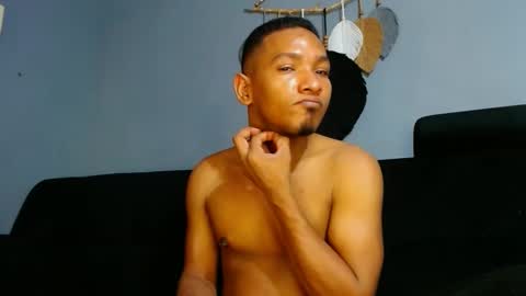 Grande y Gruesa online show from 01.07.25