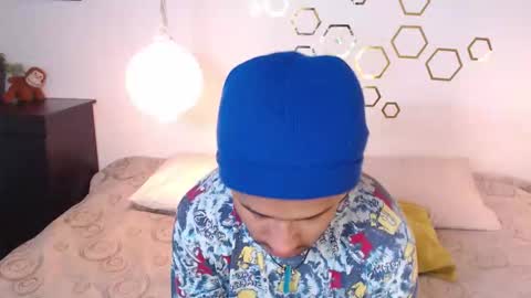 Adris  Juan online show from 11.03.25