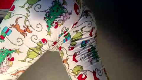 prtty2345 online show from 04.04.26