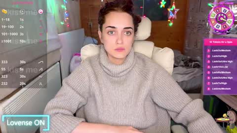 Queen of Pain online show from 02.12.25