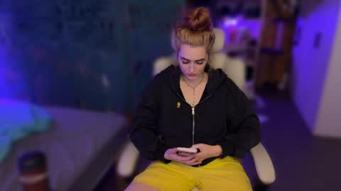 Queen of Pain online show from 05.16.26