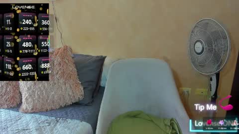 psique_naughty2 online show from 03.25.26