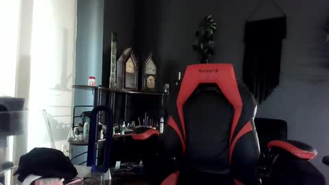 Krystle online show from 09.23.25