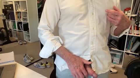 Snapshot of puffiest chatting on 03.04.25 puffiest online show from 03.04.25