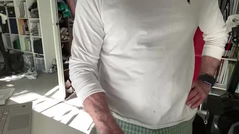 Snapshot of puffiest chatting on 01.18.26 puffiest online show from 01.18.26