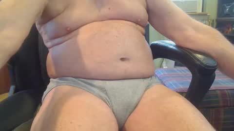 Snapshot of pulltoy1 chatting on 03.10.25 pulltoy1 online show from 03.10.25