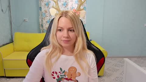 Victoria online show from 12.25.24