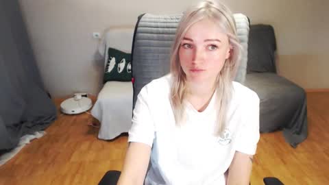 Polly online show from 02.02.26