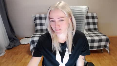 Polly online show from 02.07.26