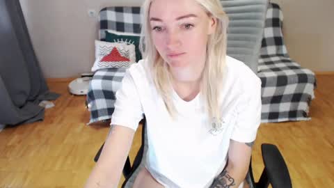 Polly online show from 05.22.26
