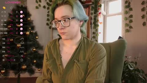 Snapshot of pumbazaebumba chatting on 12.13.24 Alisa lack of vitamin D online show from 12.13.24