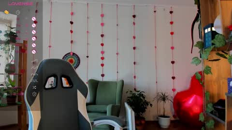 Snapshot of pumbazaebumba chatting on 02.08.25 Alisa lack of vitamin D online show from 02.08.25