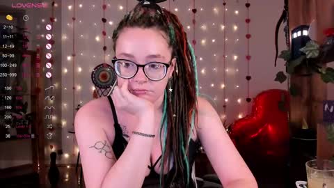 Snapshot of pumbazaebumba chatting on 02.08.25 Alisa lack of vitamin D online show from 02.08.25