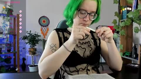 Snapshot of pumbazaebumba chatting on 02.27.25 Alisa lack of vitamin D online show from 02.27.25