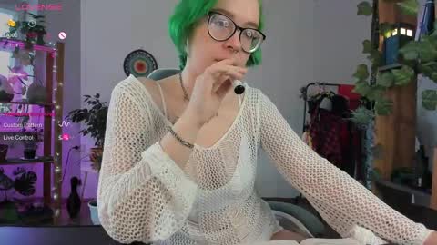 Snapshot of pumbazaebumba chatting on 02.28.25 Alisa lack of vitamin D online show from 02.28.25