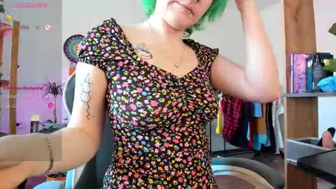 Snapshot of pumbazaebumba chatting on 03.05.25 Alisa lack of vitamin D online show from 03.05.25