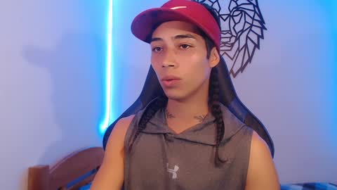 Snapshot of pupi_wolf chatting on 12.18.24 Cris online show from 12.18.24