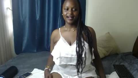 Snapshot of pure_seductive1202 chatting on 03.17.26 Essy online show from 03.17.26