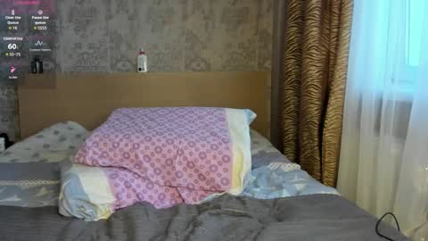 Snapshot of purebeautie chatting on 02.08.26 Katty online show from 02.08.26