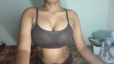 Snapshot of pureelove chatting on 02.12.26 Your love online show from 02.12.26