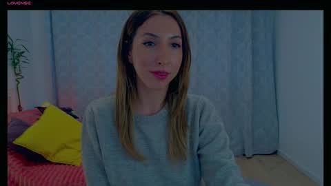 Snapshot of purevibrations chatting on 01.17.26 Isabelle online show from 01.17.26