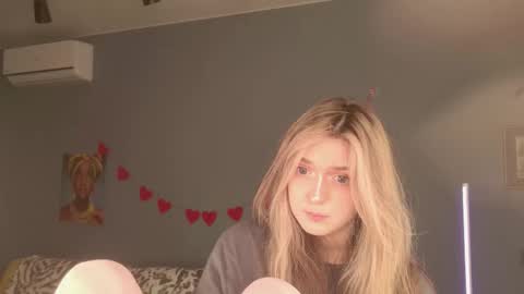 Bella online show from 03.20.26